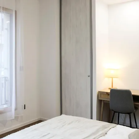 דירה Modern In For 4 People ואנב